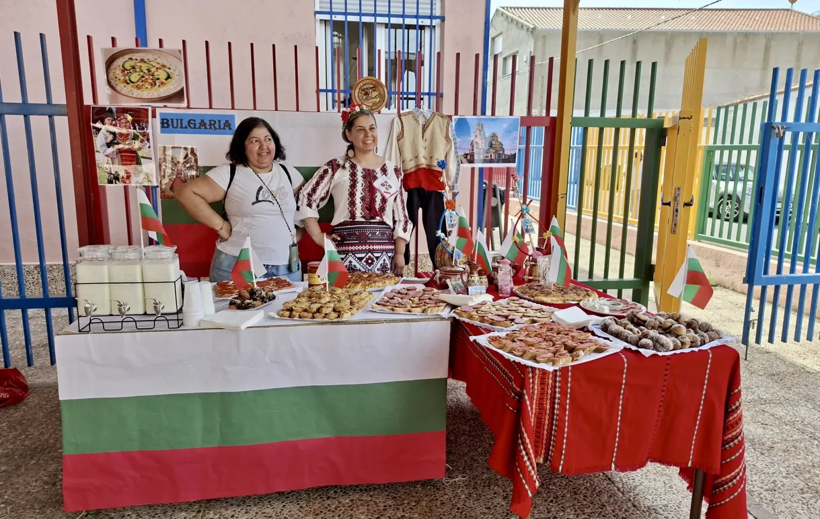 Foto 8 - El CEIP Severiano Montero S&aacute;nchez celebra la Feria de las Culturas como cierre del proyecto educativo anual &ldquo;Tour Maravillas&rdquo;