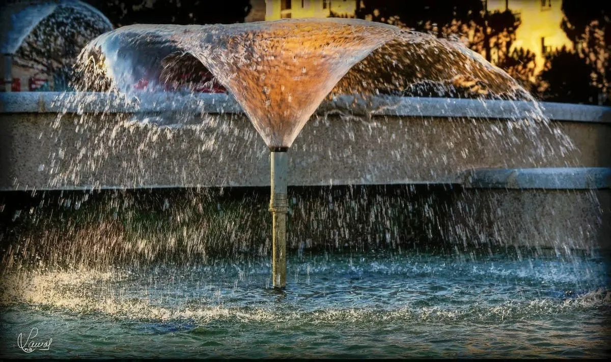 Fuente en la avenida Agustinos Recoletos, Salamanca