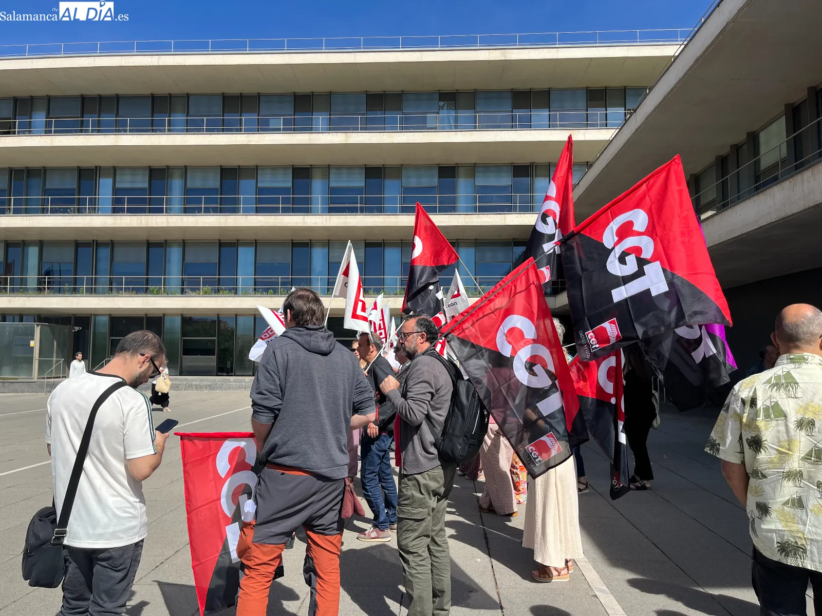 Foto 2 - CCOO y CGT denuncian las "lamentables" condiciones del operativo de incendios a dos d&iacute;as del riesgo alto