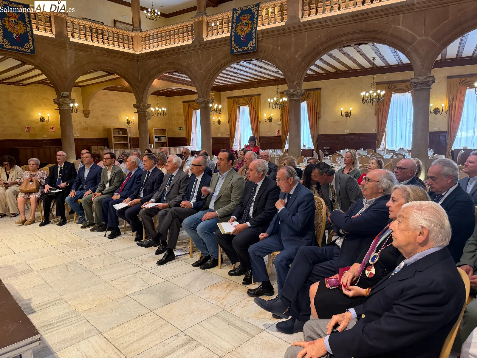 Presentación del libro aniversario que recopila los 75 boletines de la Academia de Gastronomía de Salamanca, en el Casino de Salamanca | FOTOS: V. Martins