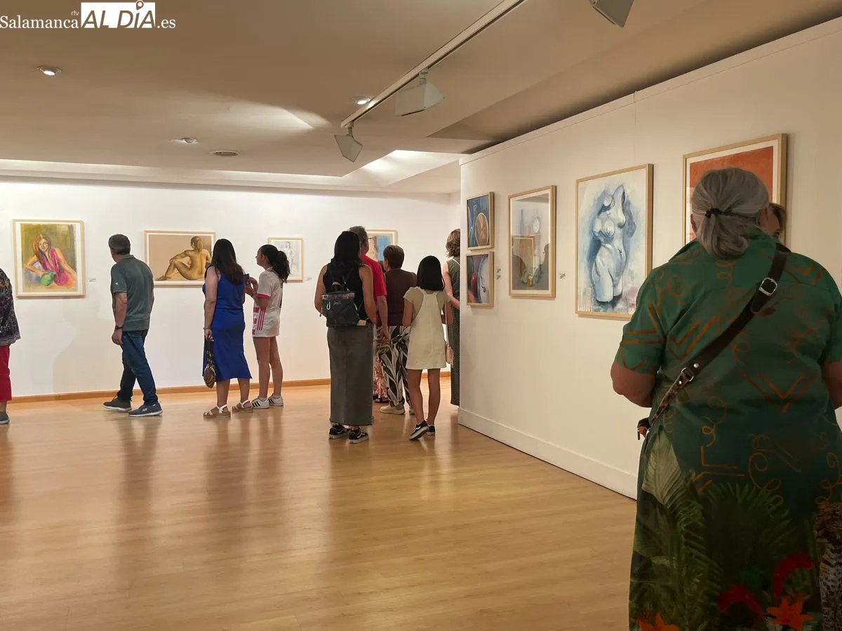 Inauguración de la exposición de los trabajos de los alumnos de la Escuela de San Eloy en la Sala de Garci-Grande. Fotos: Emily Rivas