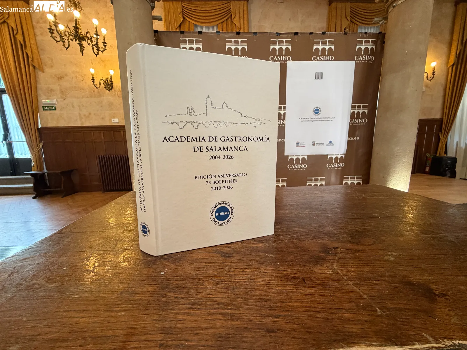 Presentación del libro aniversario que recopila los 75 boletines de la Academia de Gastronomía de Salamanca, en el Casino de Salamanca | FOTOS: V. Martins