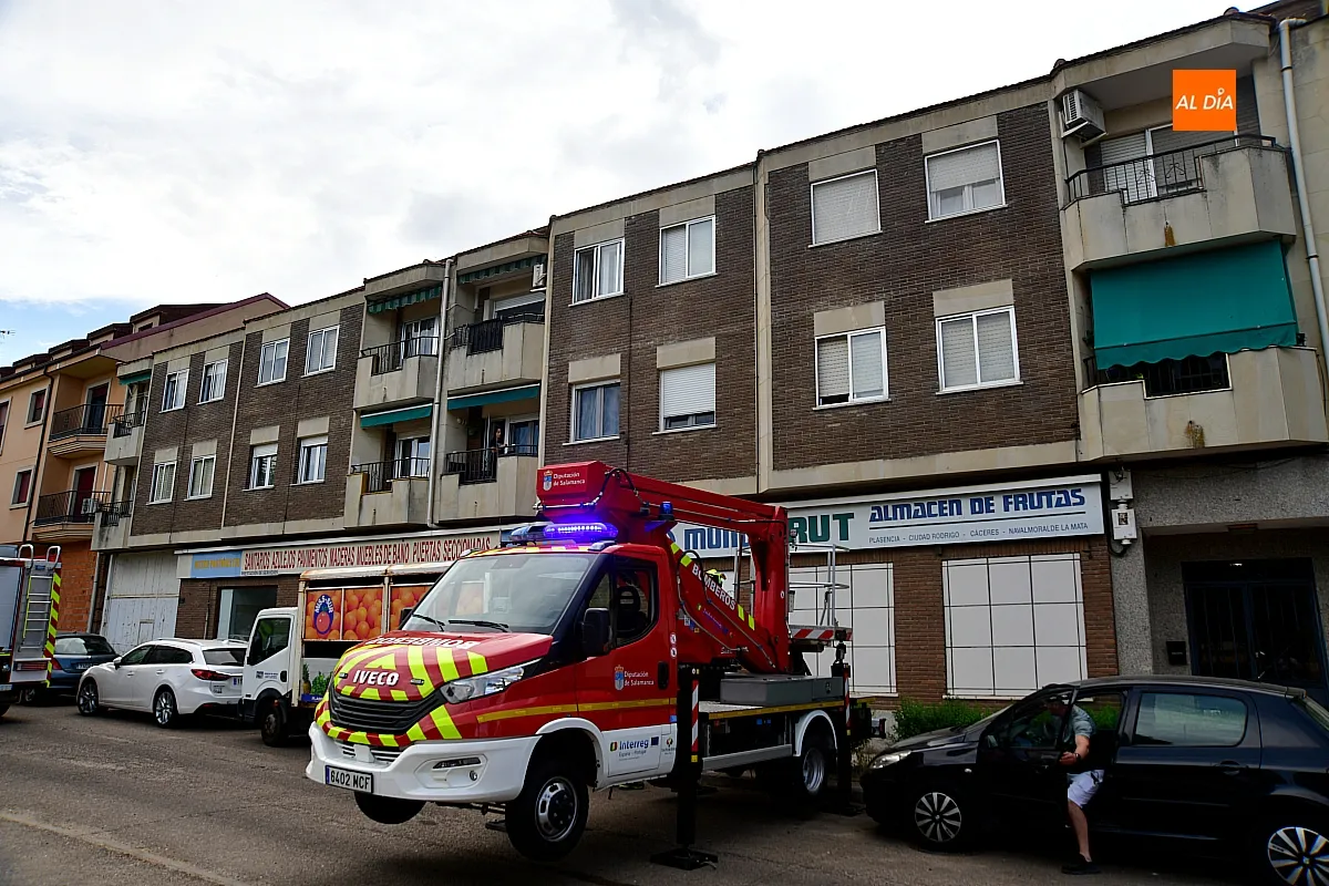 Intervención de los Bomberos en la Avda. de Salamanca