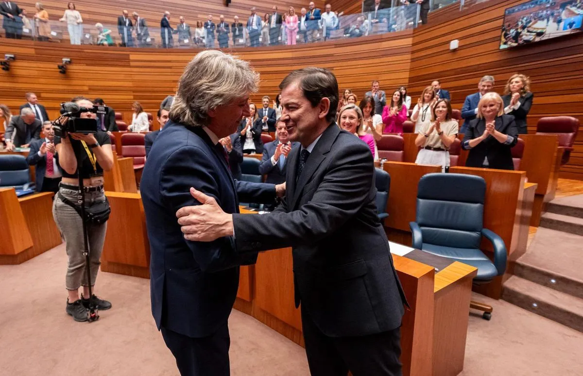 El 'popular' Alfonso Fernández Mañueco ha jurado su cargo este jueves como presidente de la Junta de Castilla y León en la XII Legislatura. Foto Cortes CyL