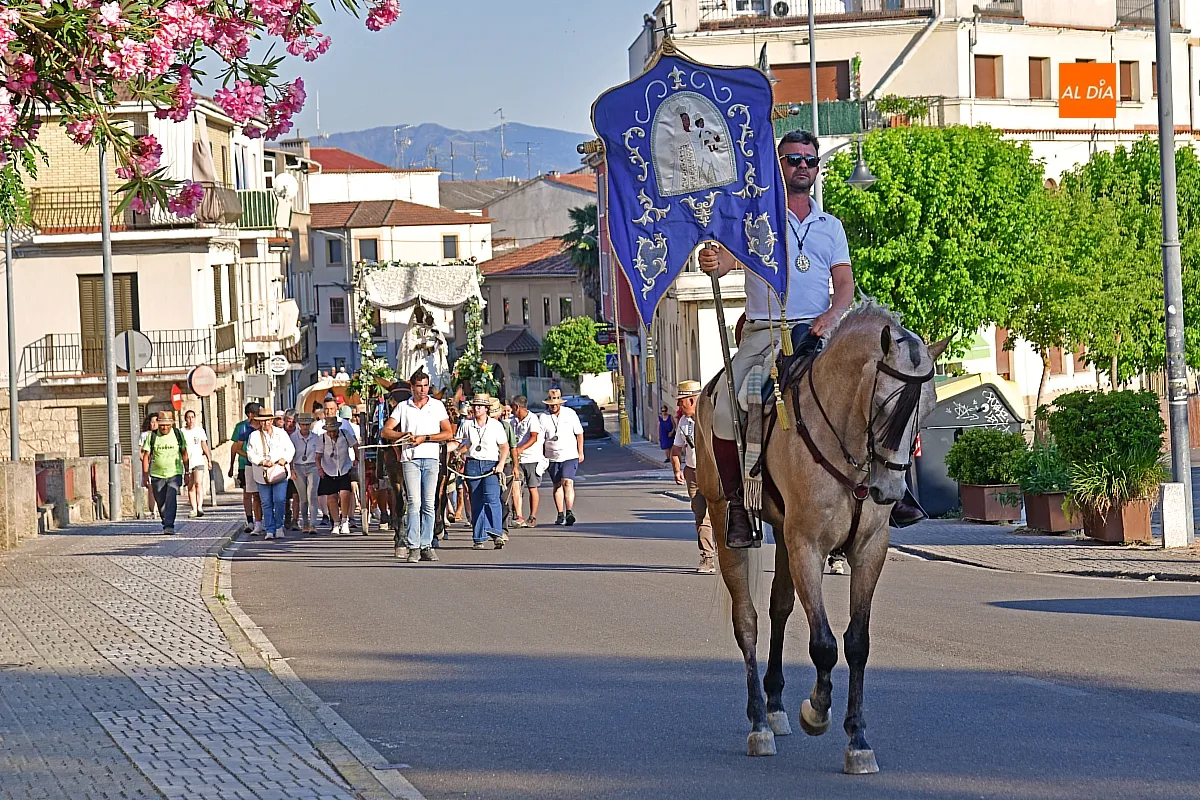 LLegada Romería de la Hermandad de Virgen Peña de Francia a Ciudad Rodrigo