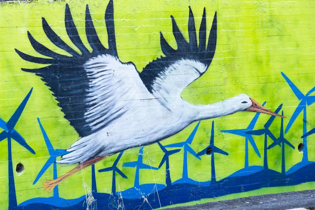 Parte del mural junto al apeadero de la Alamedilla, Salamanca