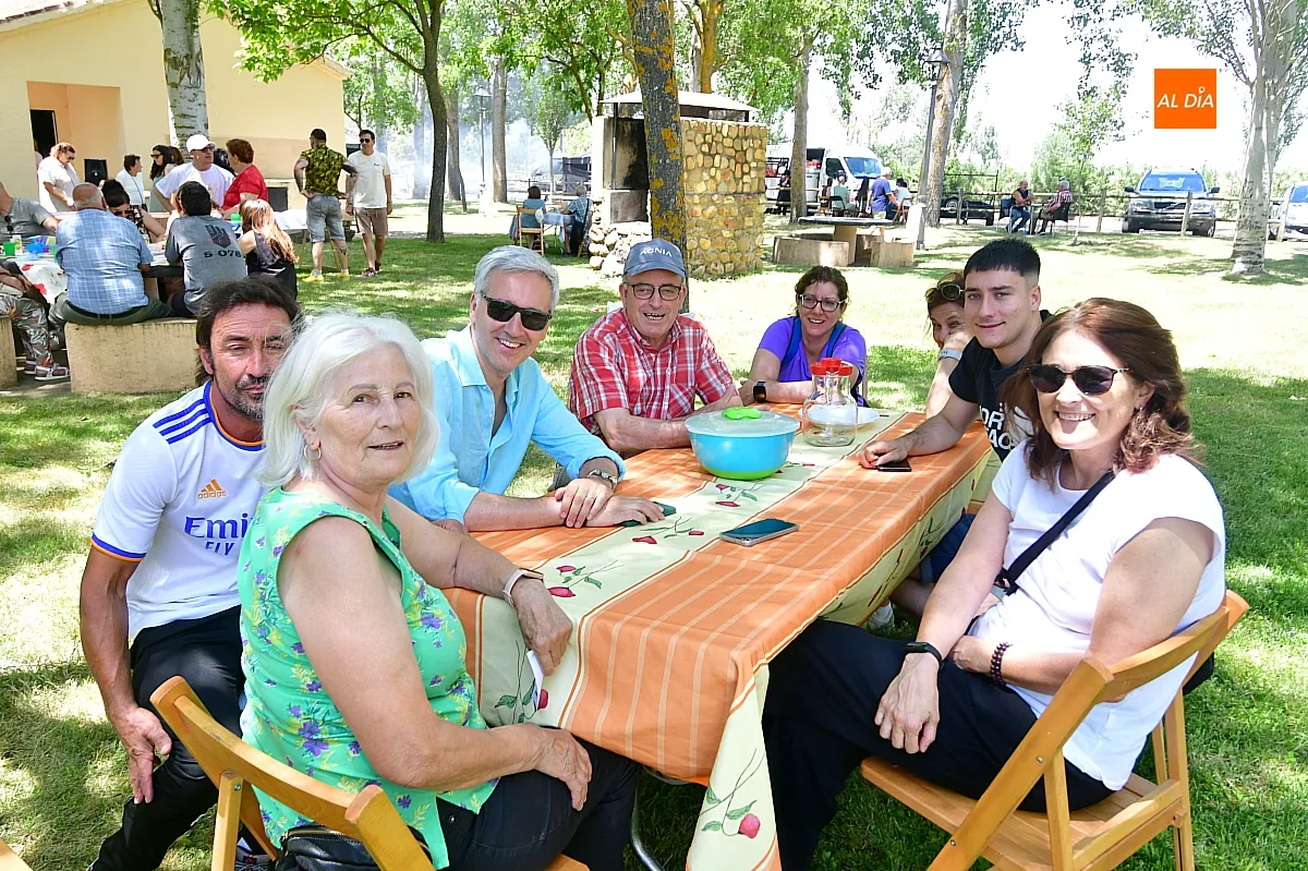 Comida popular en Morasverdes por San Antonio