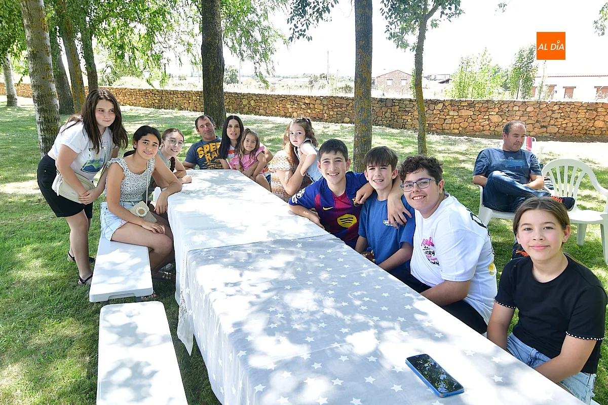 Comida popular en Morasverdes por San Antonio