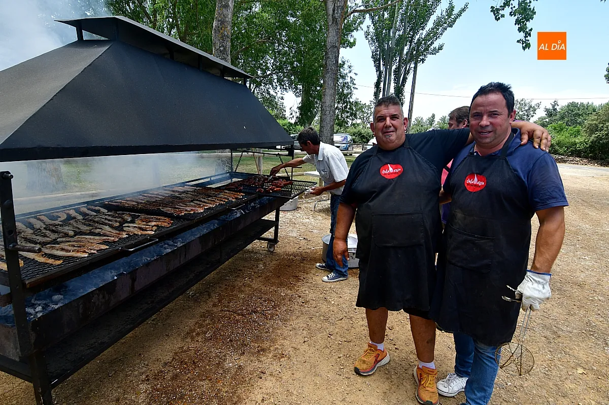 Comida popular en Morasverdes por San Antonio