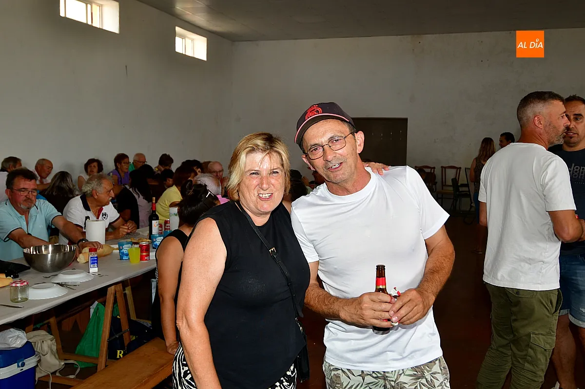 Paella popular por San Juan en Robleda