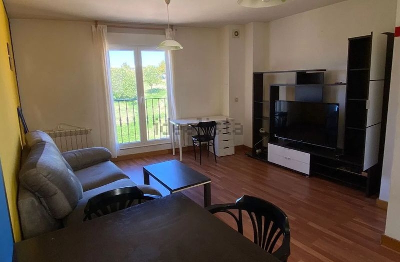 Pisos de un dormitorio en Salamanca: comprar desde 42.500 euros o alquilar desde 450€