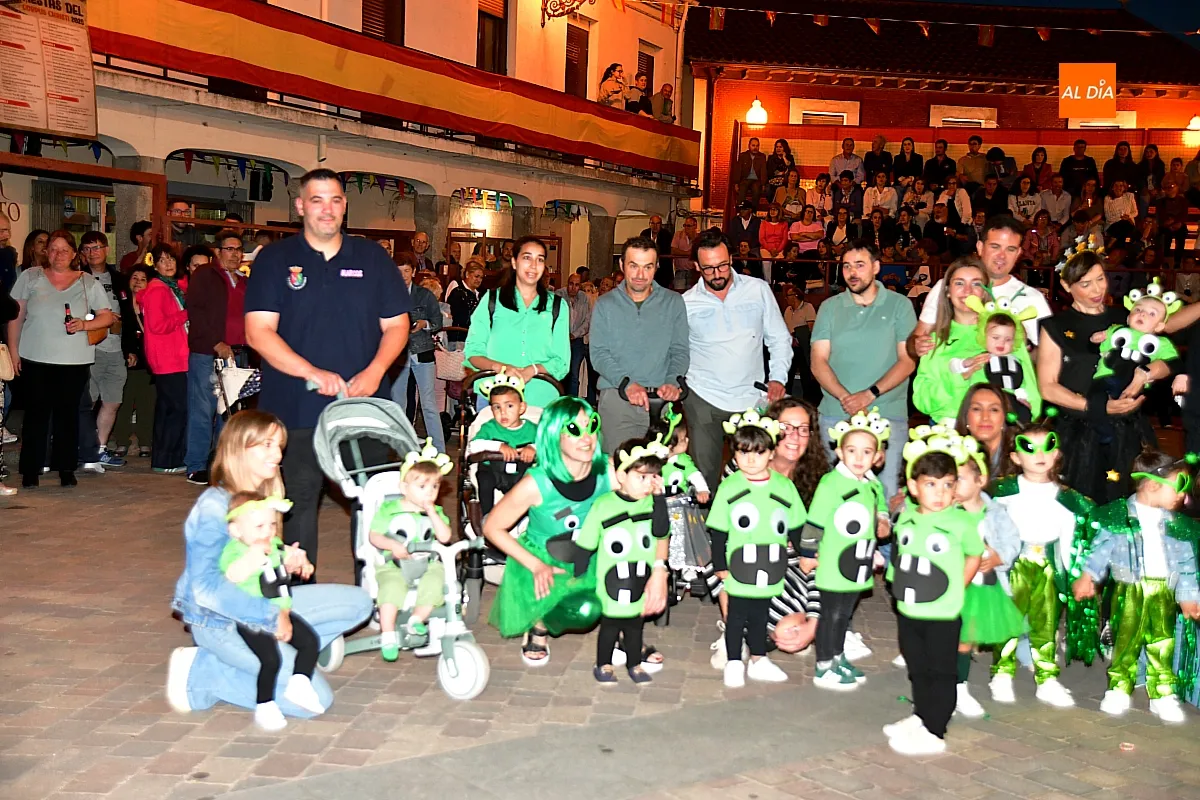 Desfile carrozas La Fuente de San Esteban