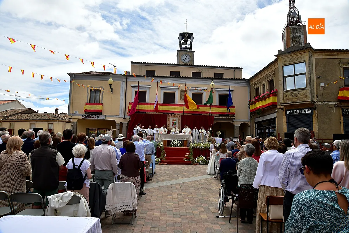 Misa y procesión Corpus La Fuente de San Esteban