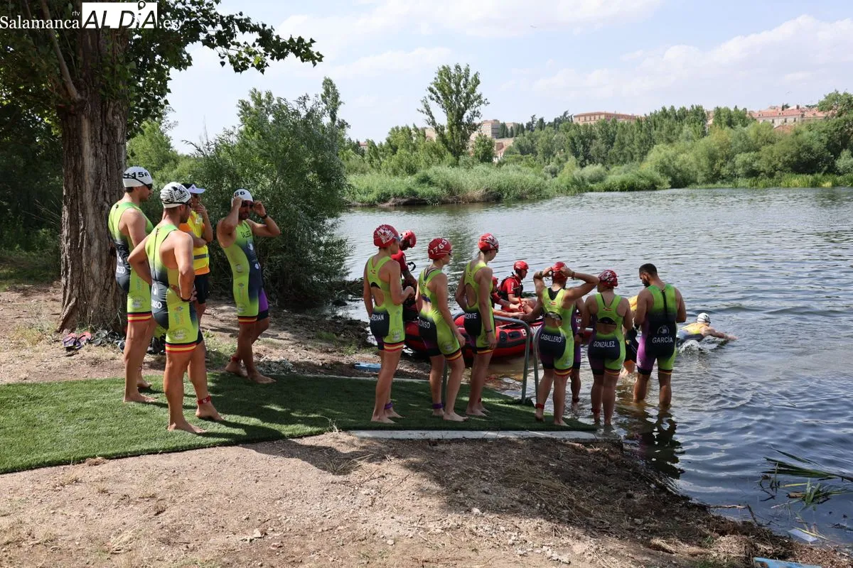 Salamanca acoge el Campeonato de Castilla y León de Triatlón Contrarreloj por Equipos | FOTOS: David Sañudo