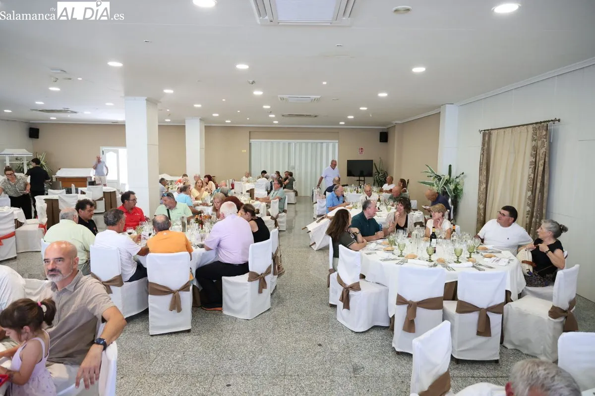 Salamanca celebra el encuentro de veteranos nacional de piragüismo | FOTOS: David Sañudo