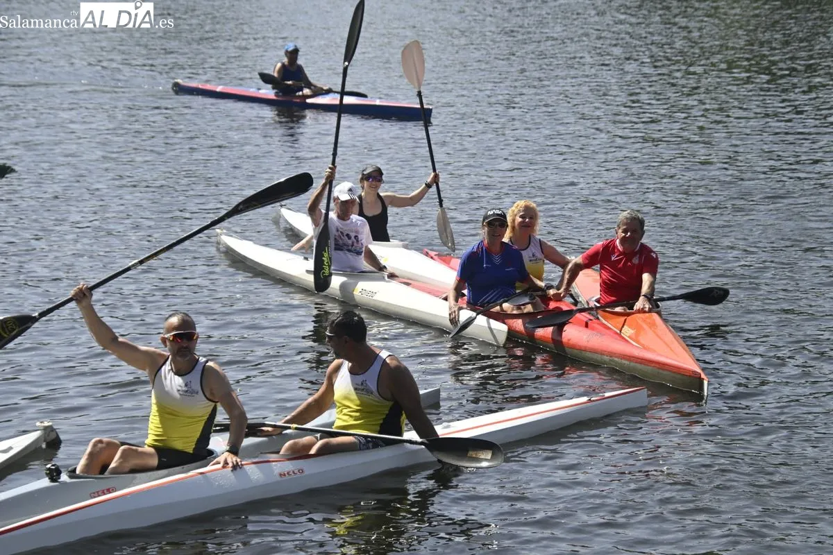 Medio siglo después de su plata olímpica, el K4 español vuelve a remar en Salamanca y homenajea a Heraclio Carreño | FOTOS: SALAMANCArtv AL DÍA 