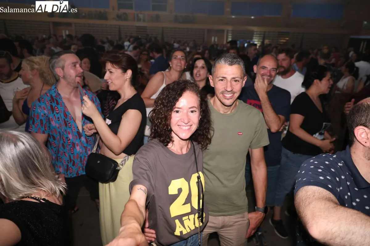 Iván Ferreiro celebra sus 35 años de carrera en el Multiusos de Salamanca | FOTOS: David Sañudo 