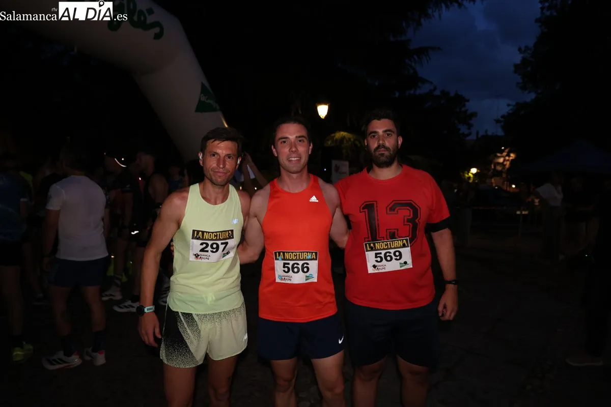 La carrera nocturna Salamanca a Tope reúne a cientos de participantes | FOTOS: David Sañudo