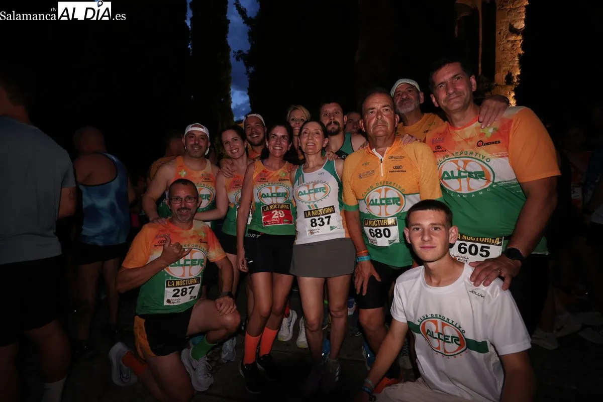 La carrera nocturna Salamanca a Tope reúne a cientos de participantes | FOTOS: David Sañudo