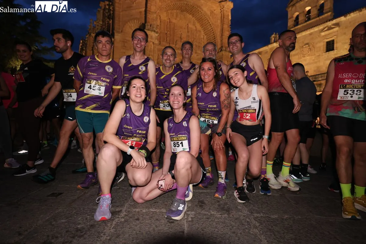 La carrera nocturna Salamanca a Tope reúne a cientos de participantes | FOTOS: David Sañudo
