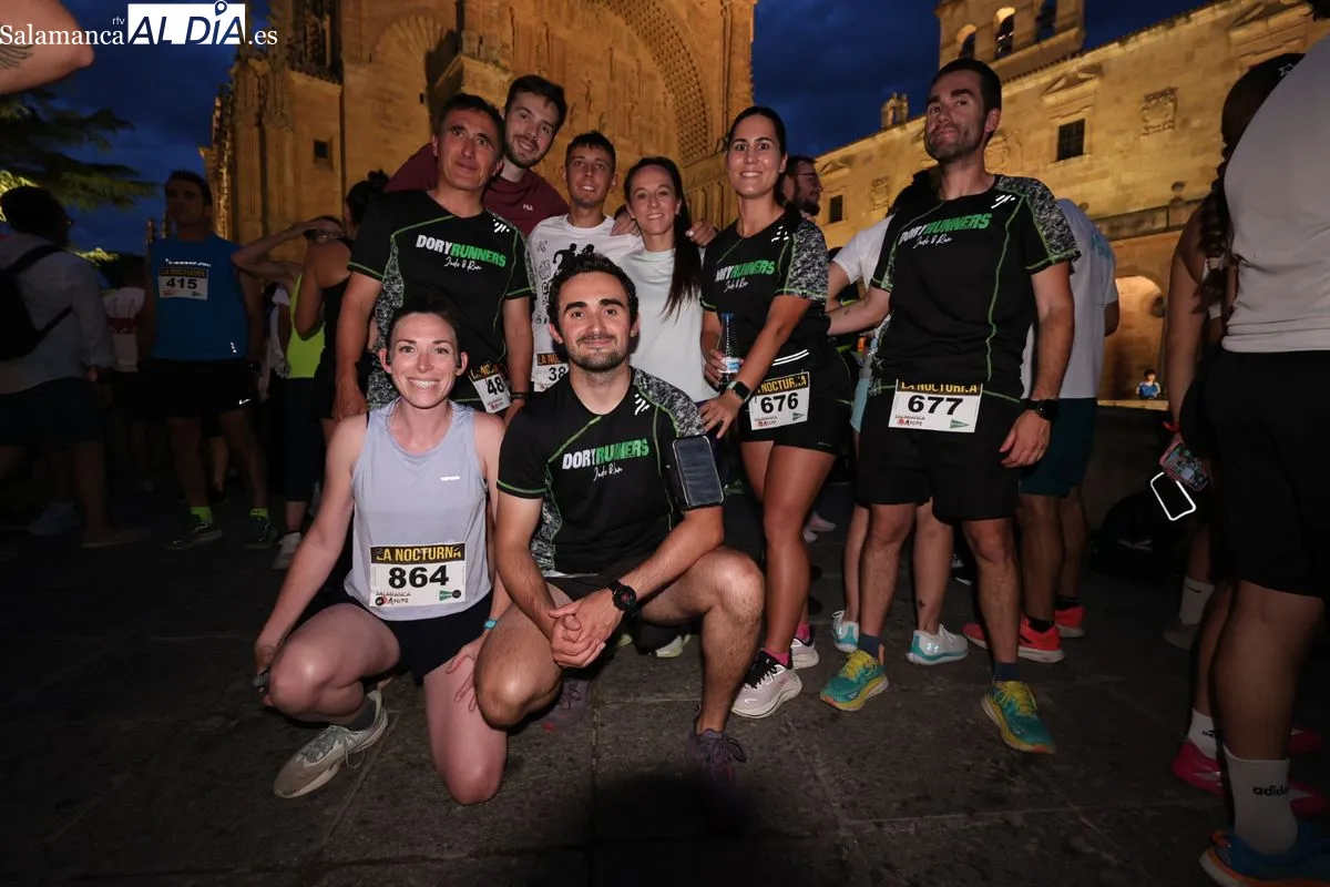 La carrera nocturna Salamanca a Tope reúne a cientos de participantes | FOTOS: David Sañudo