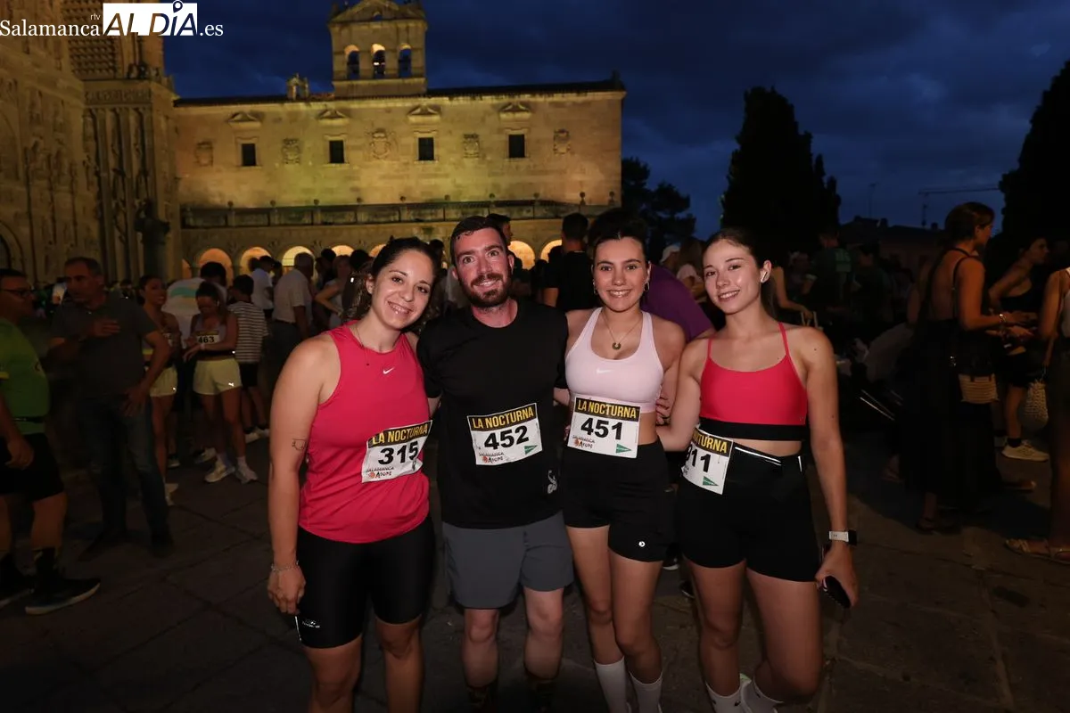 La carrera nocturna Salamanca a Tope reúne a cientos de participantes | FOTOS: David Sañudo