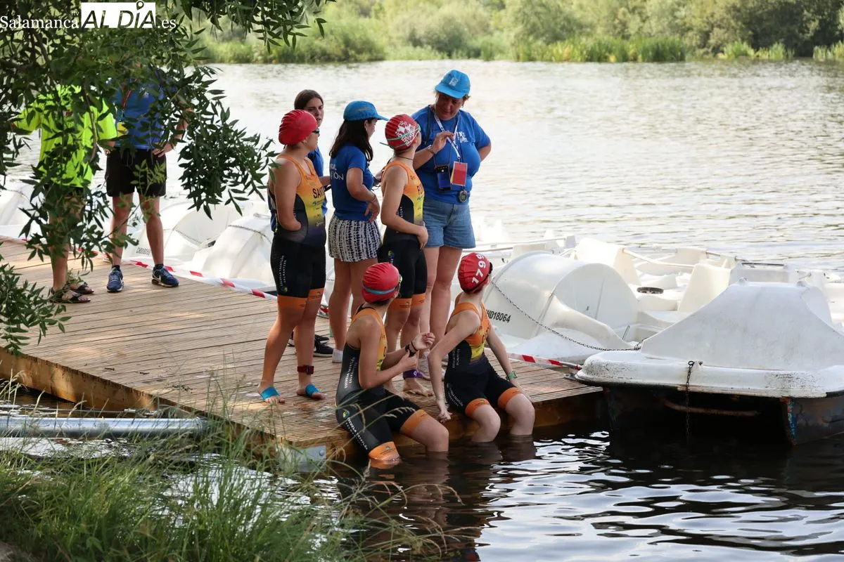 Salamanca acoge el Campeonato de Castilla y León de Triatlón Contrarreloj por Equipos | FOTOS: David Sañudo