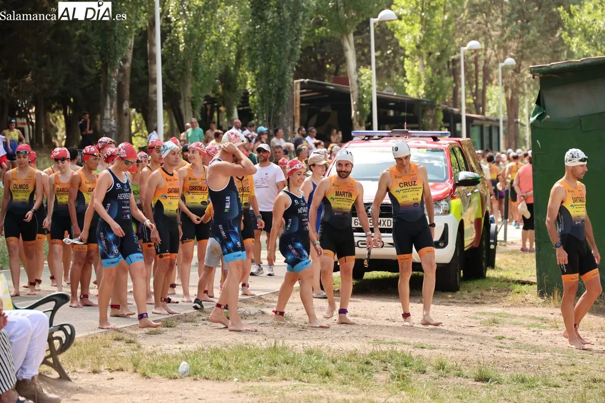 Salamanca acoge el Campeonato de Castilla y León de Triatlón Contrarreloj por Equipos | FOTOS: David Sañudo