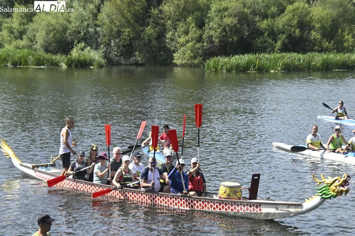 Medio siglo después de su plata olímpica, el K4 español vuelve a remar en Salamanca y homenajea a Heraclio Carreño | FOTOS: SALAMANCArtv AL DÍA 