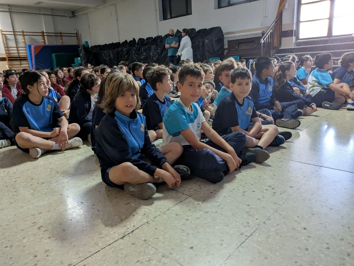 Alumnos del Colegio San Juan Bosco aprenden prevención de incendios con una jornada práctica