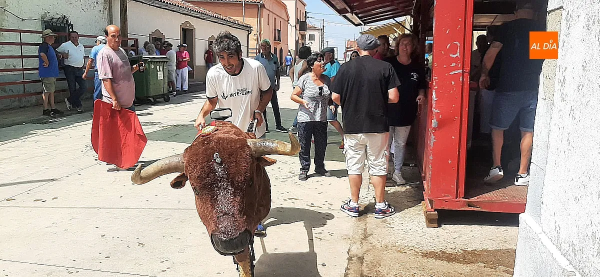 Suelta de vaquillas en Martín de Yeltes