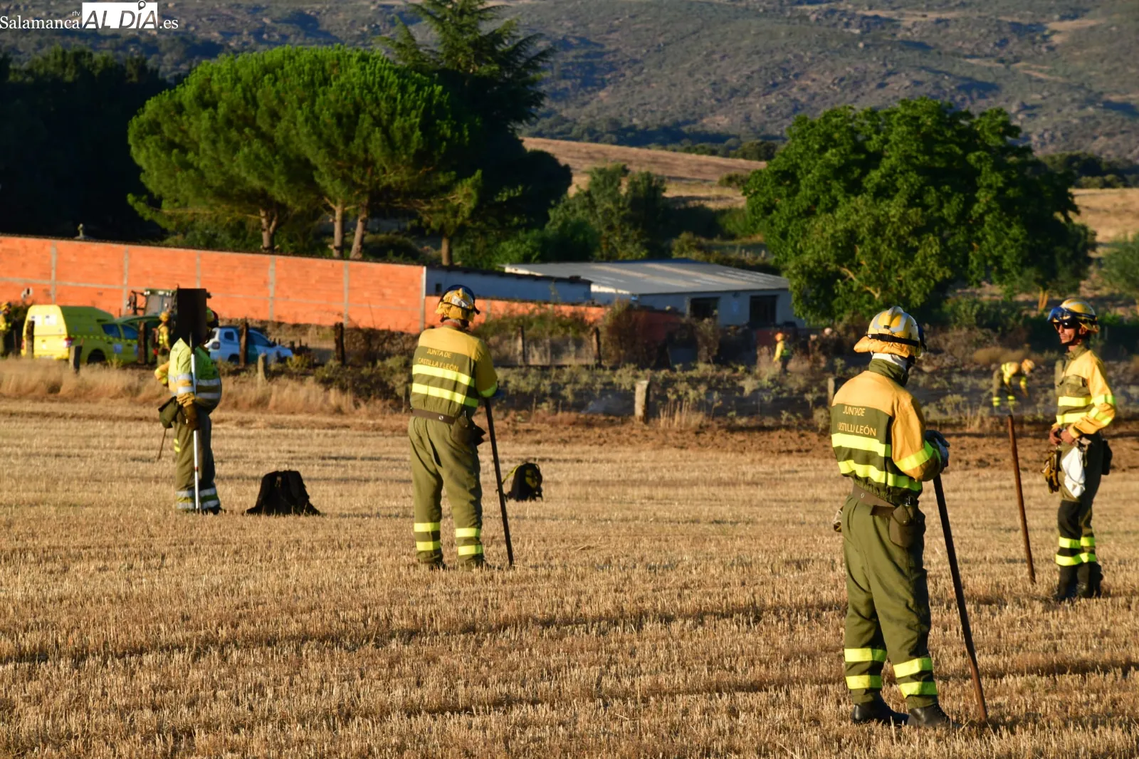 Incendio en Villar de la Yegua. Fotos: Adrián Martín