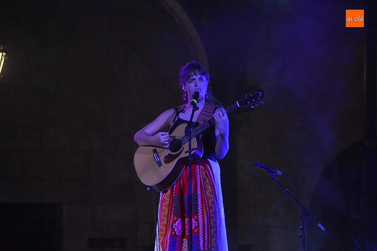 Concierto en la Plaza Mayor por las Jornadas Cultura Tradicional Rayana