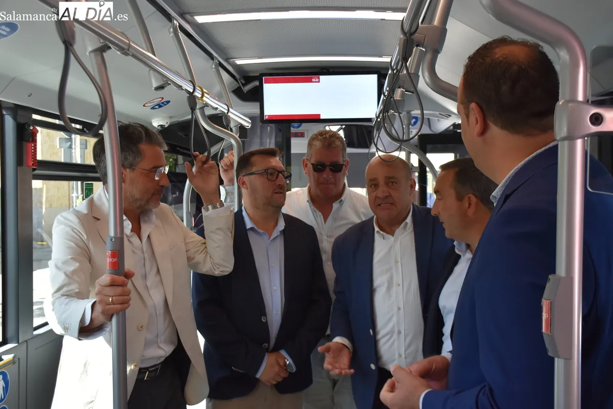 La renovación del transporte metropolitano refuerza las líneas con más demanda de Salamanca. Fotos de Miguel González