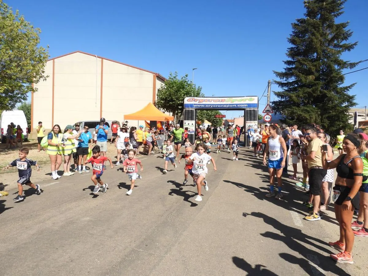 Jorge Hernández y Sandra Santamaría se imponen en la III Carrera Solidaria 'San Pedreja'