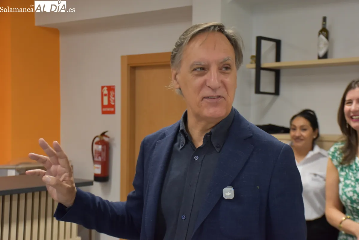 El CEFOL clausura su curso de hostelería con cuatro de sus quince alumnos ya insertados en el mercado laboral. Fotos de Miguel González