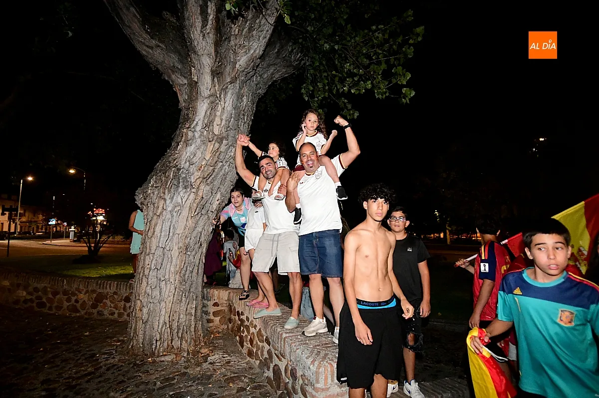 Celebración mundial fútbol fuente Árbol Gordo 