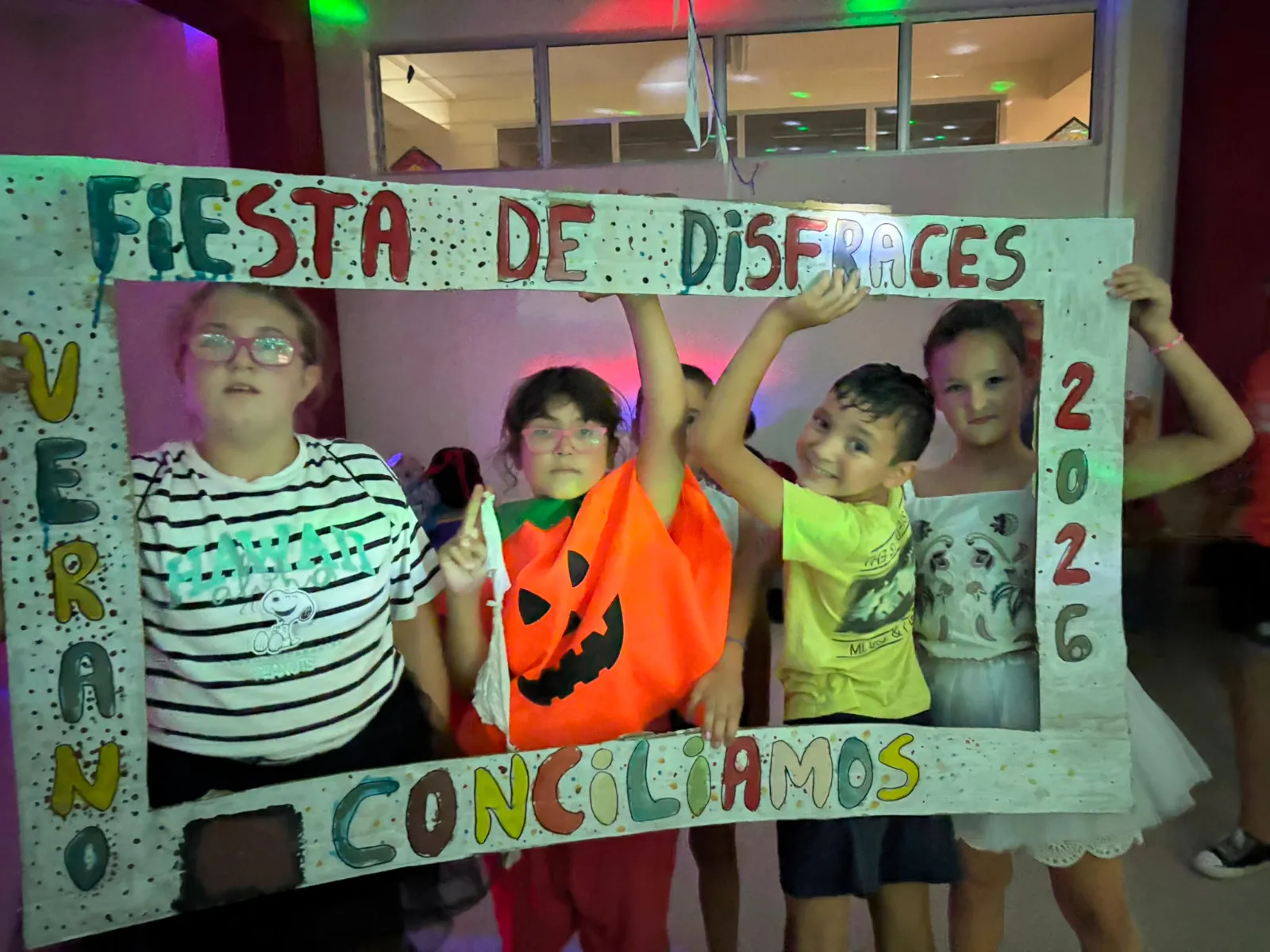Foto 8 - El primer turno del Programa Conciliamos pone el broche final con una gran fiesta de disfraces