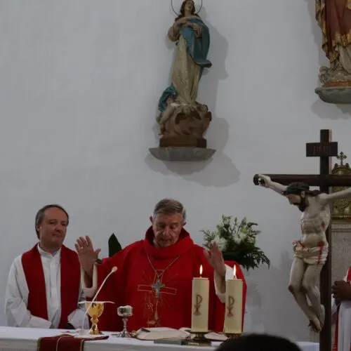 Confirmación en Casillas de Flores 