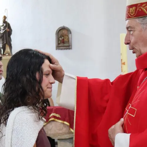 Confirmación en Casillas de Flores 