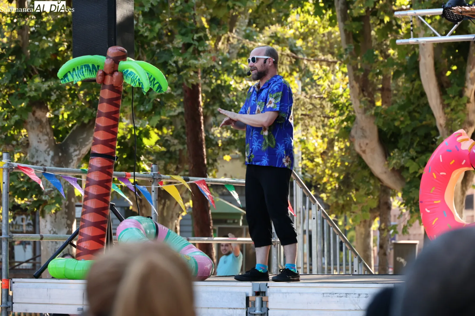 El parque de La Alamedilla acoge el Día de los Abuelos con un espectáculo de Kamaru Teatro | Fotos: David Sañudo