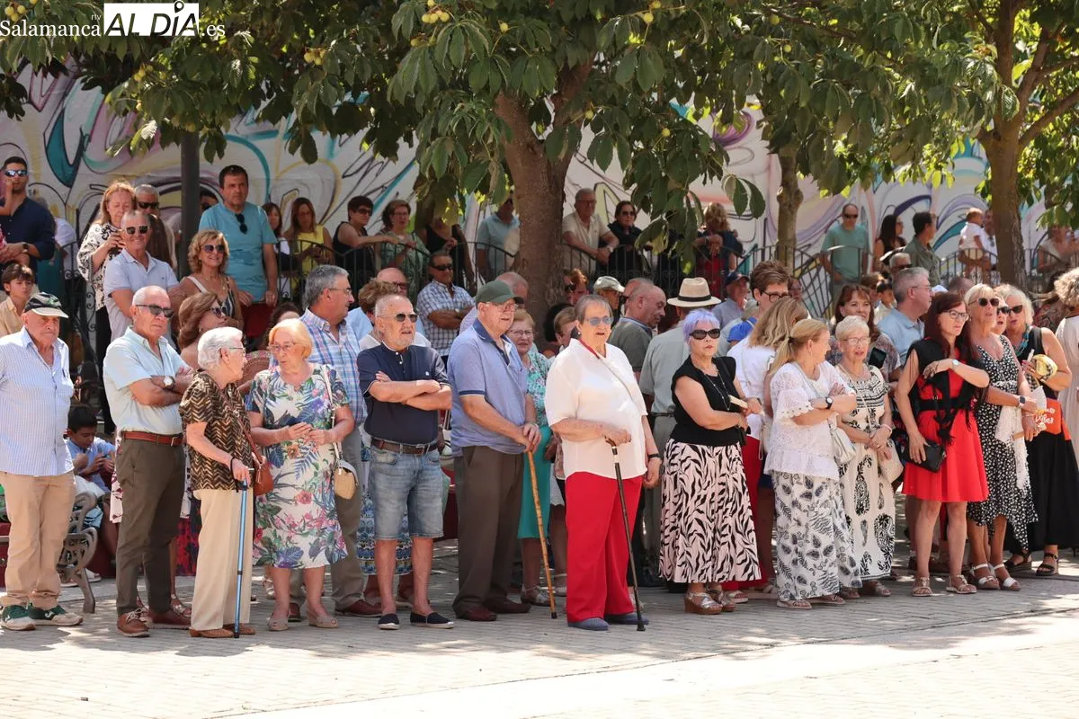Santa Marta recorre las calles del municipio en su día grande para honrar a su patrona | FOTOS: David Sañudo 