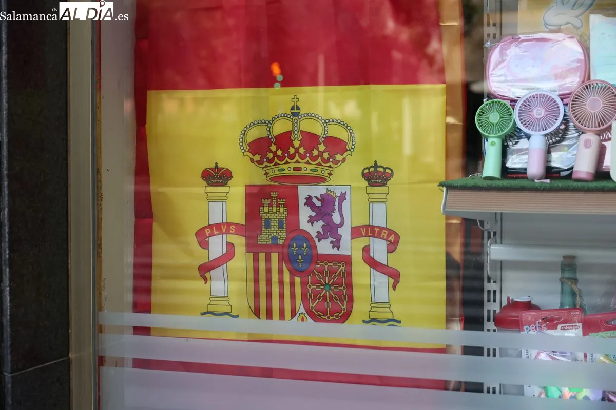 Salamanca se engalana y saca a relucir el orgullo patriota ante la gran final del Mundial | Fotos: David Sañudo