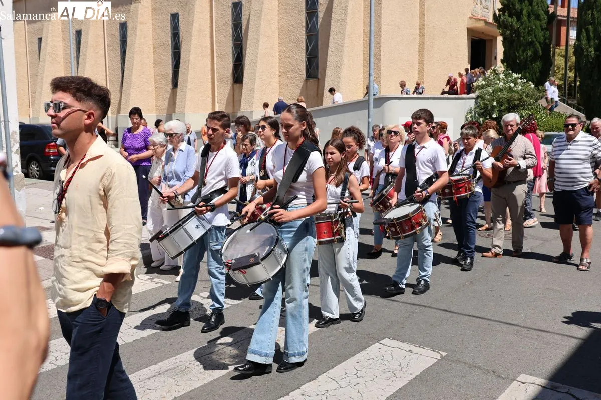 Devoción y tradición en Pizarrales con la procesión de la Virgen del Carmen | Fotos: David Sañudo