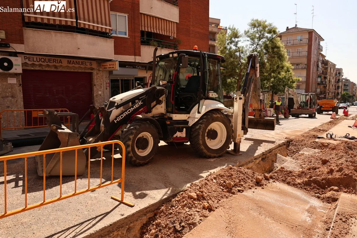 Carbayo presenta la renovación de kilómetros de tuberías en el Camino de las Aguas | FOTOS: David Sañudo