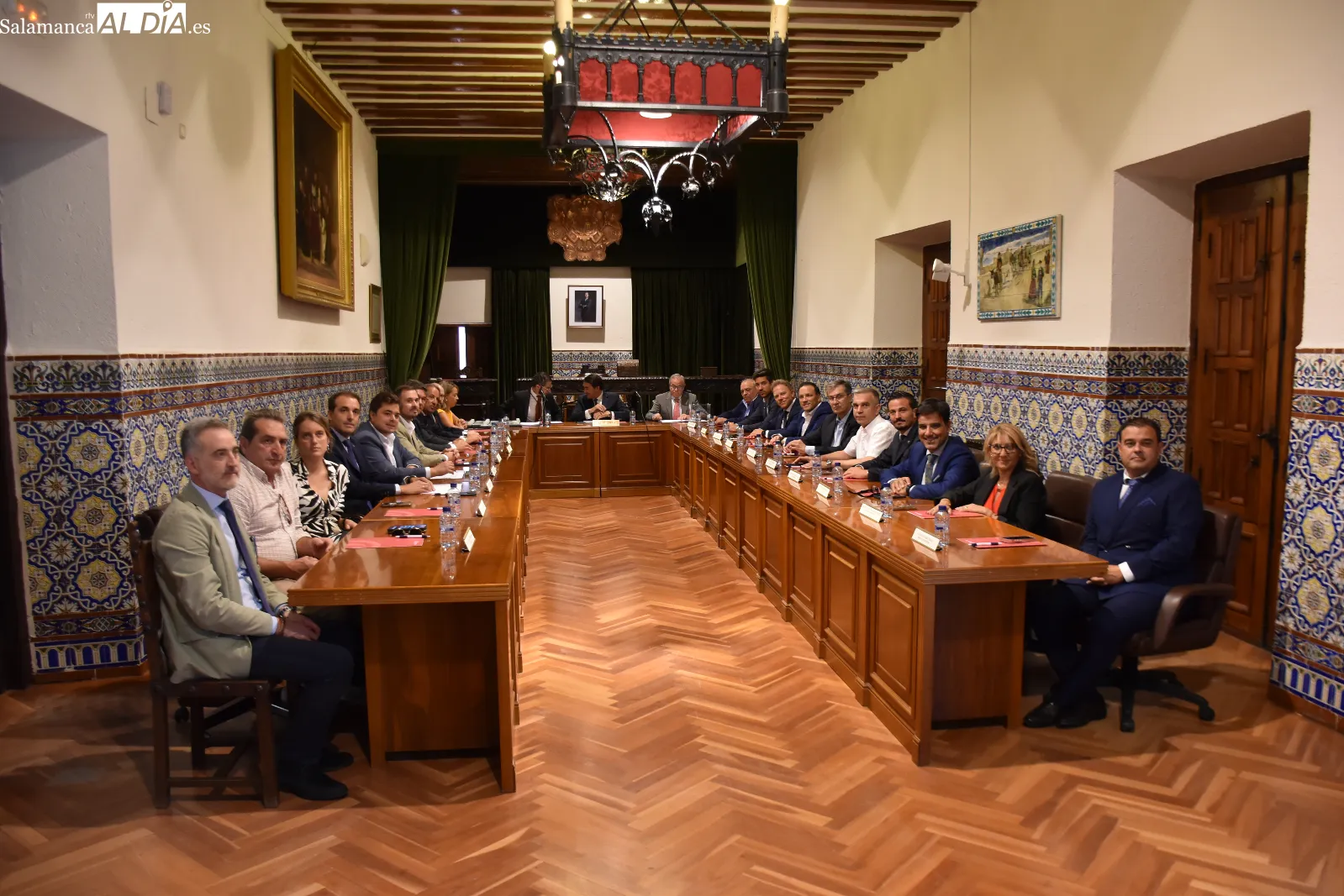 Alberto Díaz, reelegido por unanimidad presidente de la Cámara de Comercio de Salamanca por cuatro años. Fotos de Miguel González