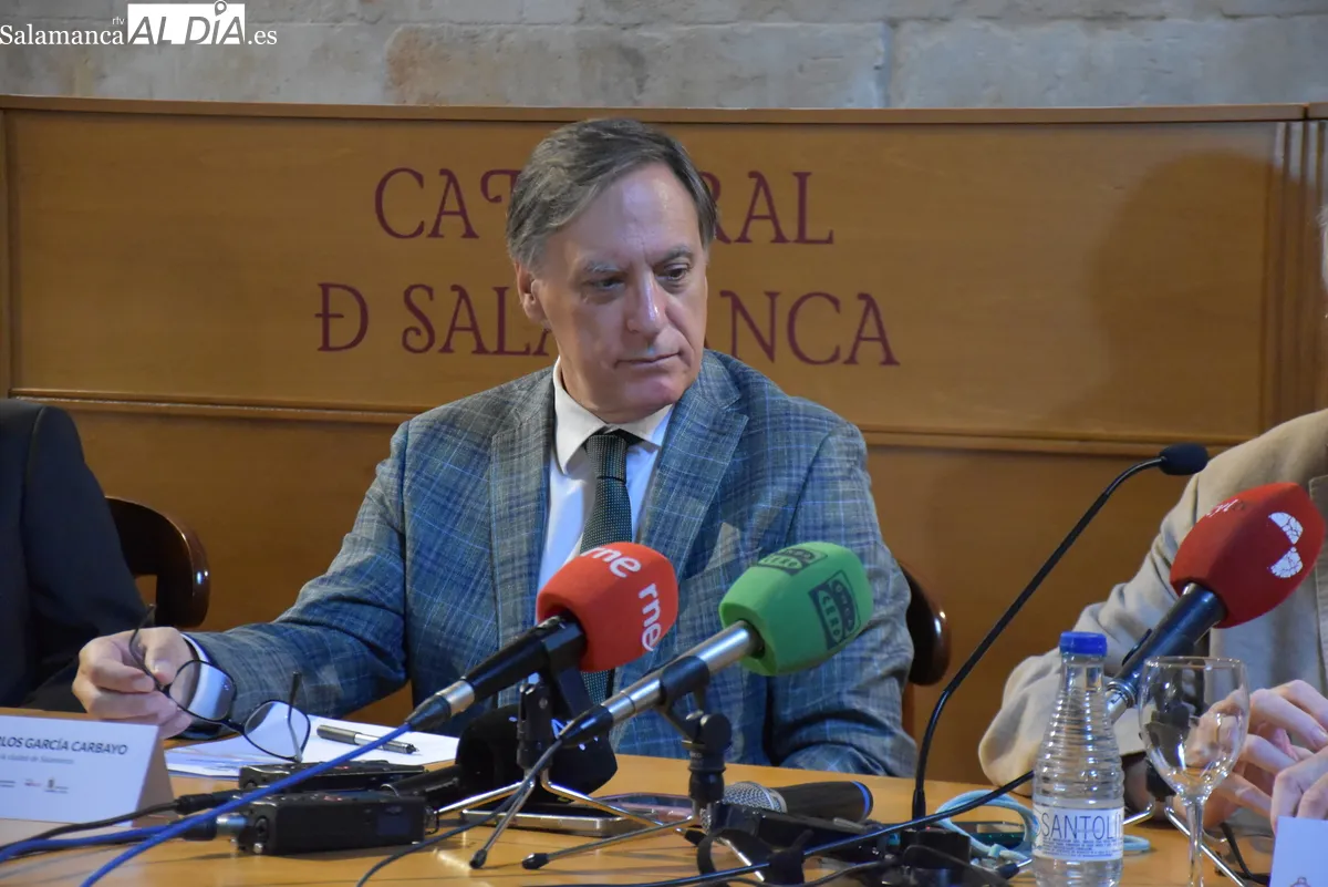 Presentación del cartel del 37 Encuentro Nacional de Cofradías. Fotos de Miguel González