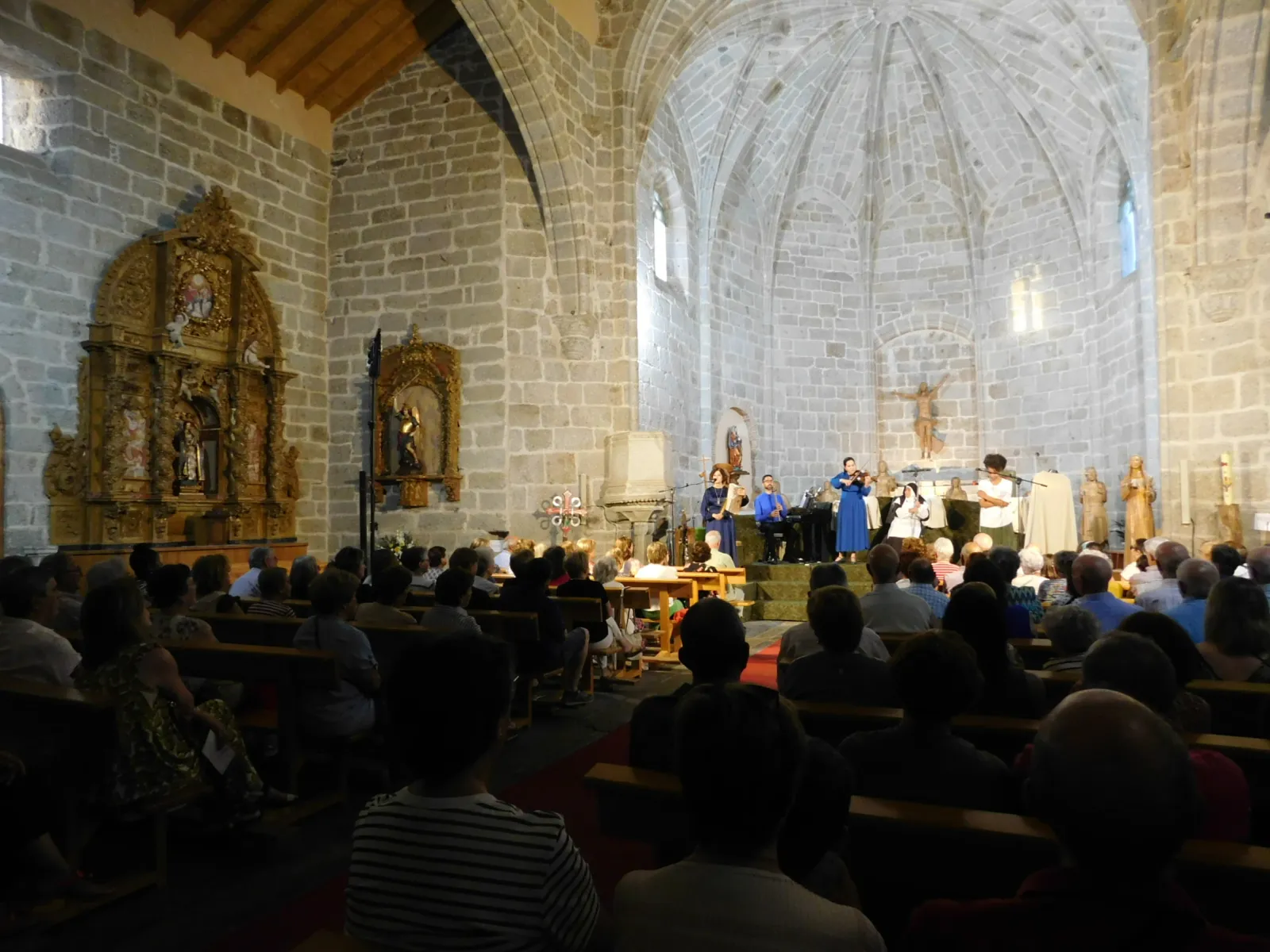 Foto 3 - Fuenterroble de Salvatierra acoge la representaci&oacute;n de 'Juan, el esp&iacute;ritu del amor'