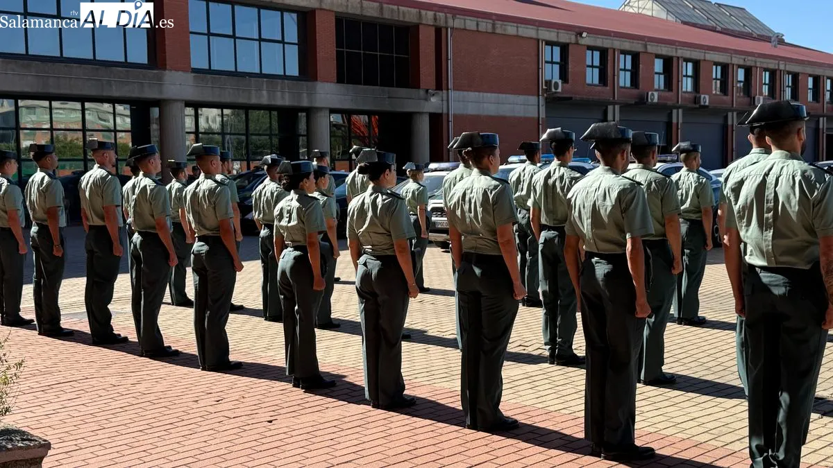 La Guardia Civil de Salamanca recibe a los guardias civiles alumnos que realizarán su periodo de prácticas | FOTOS: T.S
