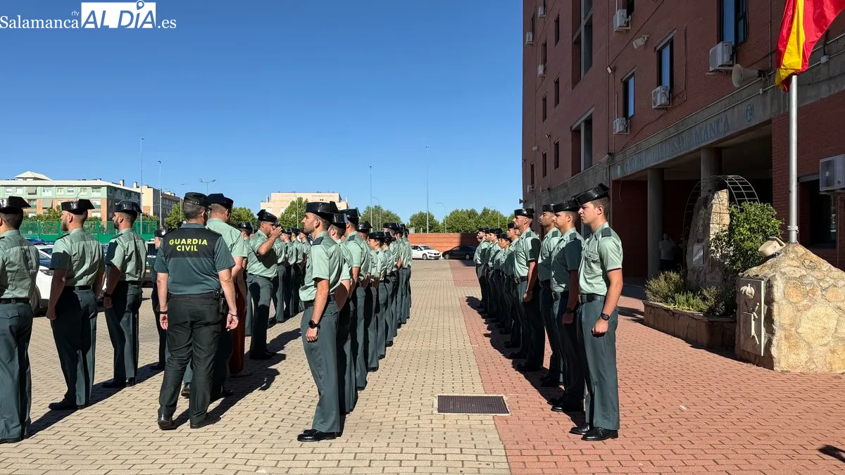 La Guardia Civil de Salamanca recibe a los guardias civiles alumnos que realizarán su periodo de prácticas | FOTOS: T.S